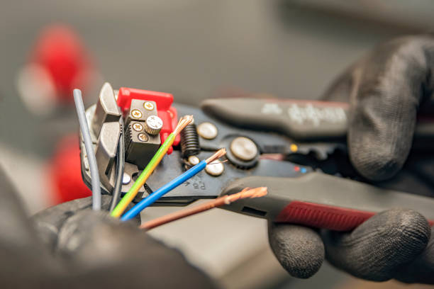 Best Electrical Contractors for Businesses  in Raymondville, TX